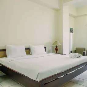 Comfy Studio at Menara Kondominium Kelapa Gading Apartment By Travelio - Rum