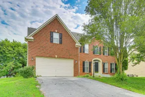 Huge Hagerstown Home w/ Deck ~ 4 Mi to Downtown! - Interiör