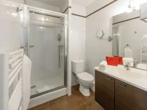 Residhome Appart Hotel Tolosa - Salle de bain