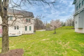 Pet-Friendly DC Area Condo w/ Yard! - Interni