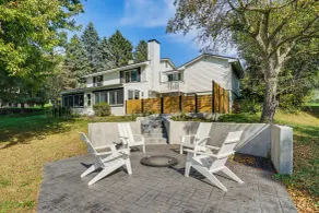 Cabin w/ Halstead Bay Access: Hot Tub, Sauna, Dock - Interiør