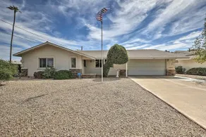 Quiet Sun City Home w/ Grill - Golf & Hike Nearby! - Intérieur