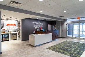 Hampton Inn Paris - Reception