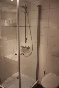 Central-Hotel - Bathroom