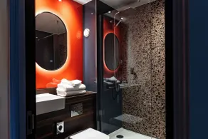 Village Hotel Maidstone - Bathroom