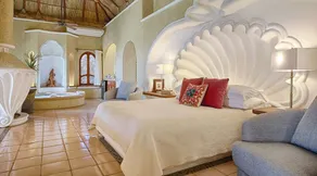 Imagine Renting a Luxury Holiday Mansion on Cabo's Best Surfing Beach, El Tule, San Jose del Cabo Mansion 1016 - Chambre