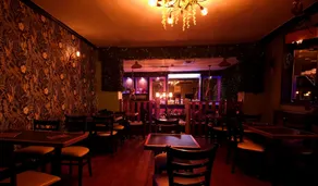 Crown Hotel - Stone, Near Stoke-On-Trent by OYO - Restaurant