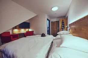 Die Burg - Room