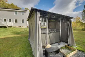Home Theater & Hot Tub: Mtn-view Winthrop Home - Innvendig