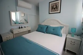 Nilada Bozcaada - Camera