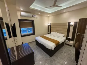 Hotel Jasraj Inn - Room