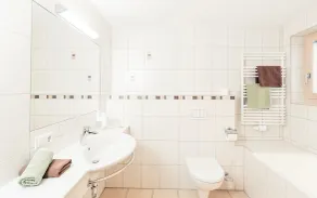 Leni Mountain Appartements inkl Ötztal Summer Card - Bathroom