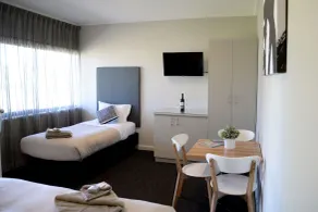 Barclay On View - Room