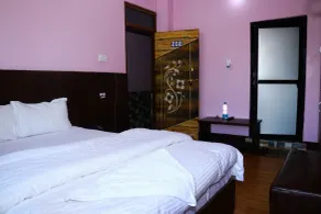Hotel Yes - Room