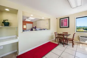 Econo Lodge Waynesville - Lobby