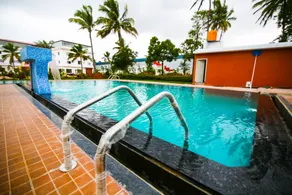 HM Resort - Piscina