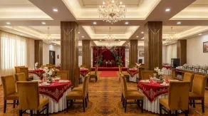 Airport Hotel Tashree - Restaurant