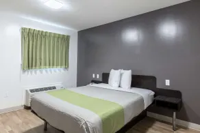 Studio 6 Extended Stay - Savannah, GA - Room