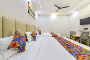 Fabhotel Heaven Palace - Chambre