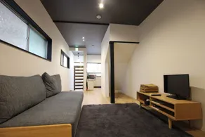 The Neighbors Tsukamoto - Room