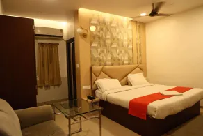 Hotel Bhubaneswari Classic - Room