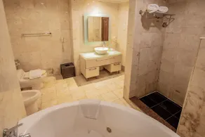 Mesra International Hotel - Badeværelse