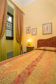 La Casa Del Garbo - Luxury Rooms & Suite - Værelse