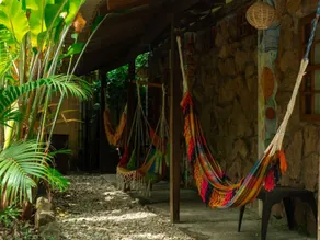 Paradise Project Hostal - Living area