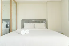 Strategic and Nice Studio at Daan Mogot City Apartment By Travelio - Habitación