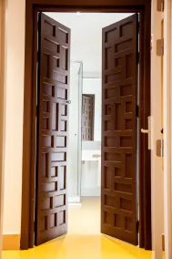 HOTEL TRIANA MONTALVAN - Badezimmer