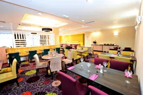 Link Hotel - Restaurant