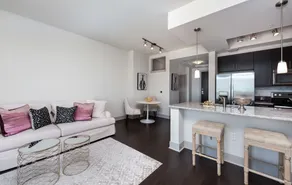 PDC Luxury Apartment Tysons Corner - Servicio de comidas en la habitación