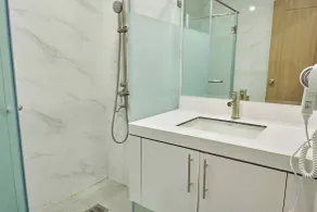 Treewoods Residences - Badezimmer