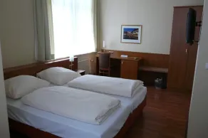 Traveller Hotel - Room