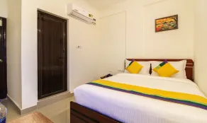 Itsy Hotels Riyas Grand - Room
