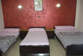 City Hostel - Room