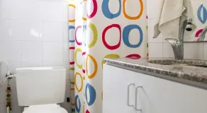 Yaakov's Apartment - Bathroom