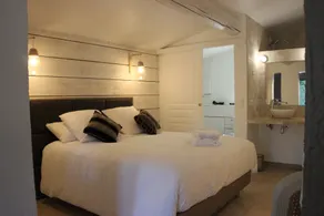 Le Hameau Fleur de Pierres , Chambre , Gite et Table d'Hôtes - Camera