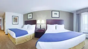 Holiday Inn Express Hotel & Suites Antigo by IHG - Værelse