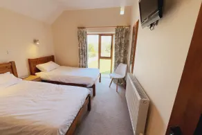 The Victorian Barn, Self-Catering Holidays with Pool and Hot Tubs, Dorset - Chambre