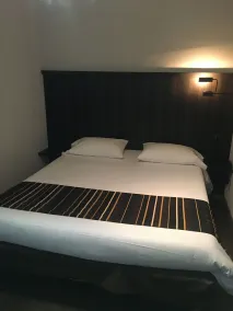 Hôtel Kyriad Rodez Gare - Chambre