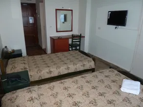 Holiday Suites Hotel & Beach Resort - Room