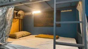 Sinhassan 104 Dormitory Hostel - Room