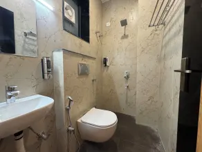 Hotel Vrinda Orchid Inn - Bathroom