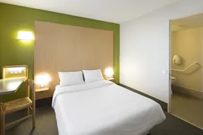 B&B HOTEL Niort Marais Poitevin Est - Værelse