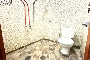 Belvilla Dedyluminous Near Sunset Beach Tanah Lot - Bathroom