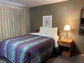 Welch Motel - Room