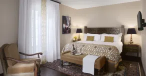 Plaza la Reina - Chambre