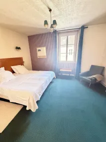HOTEL DE PARIS  - Værelse