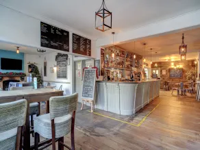 George & Dragon Inn - Reception